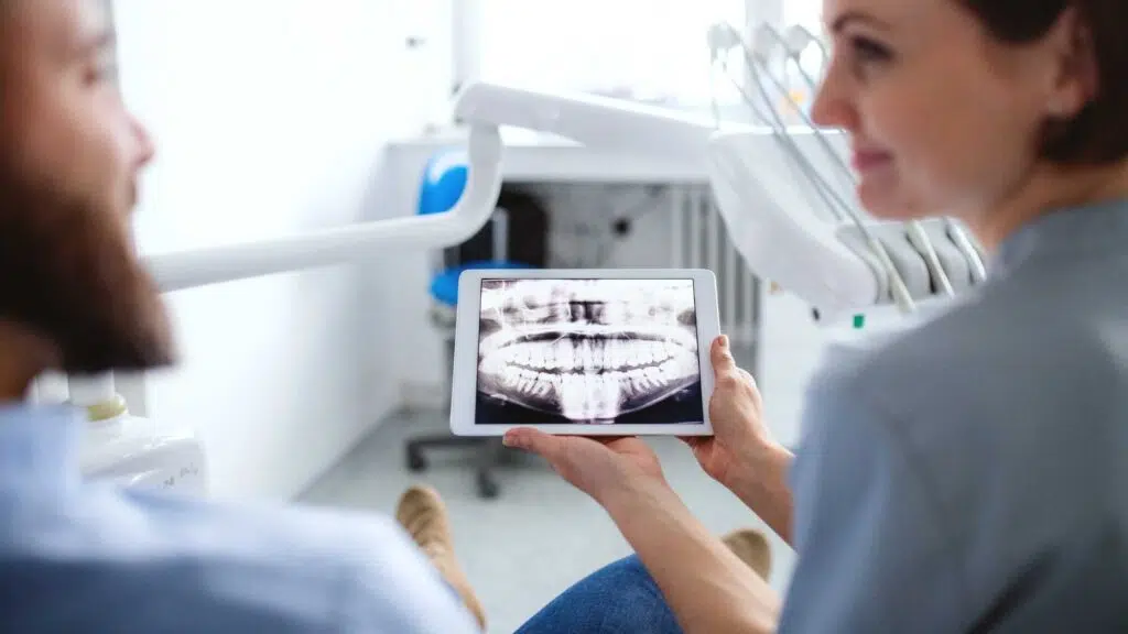 live 3d digital x rays of mouth displayed